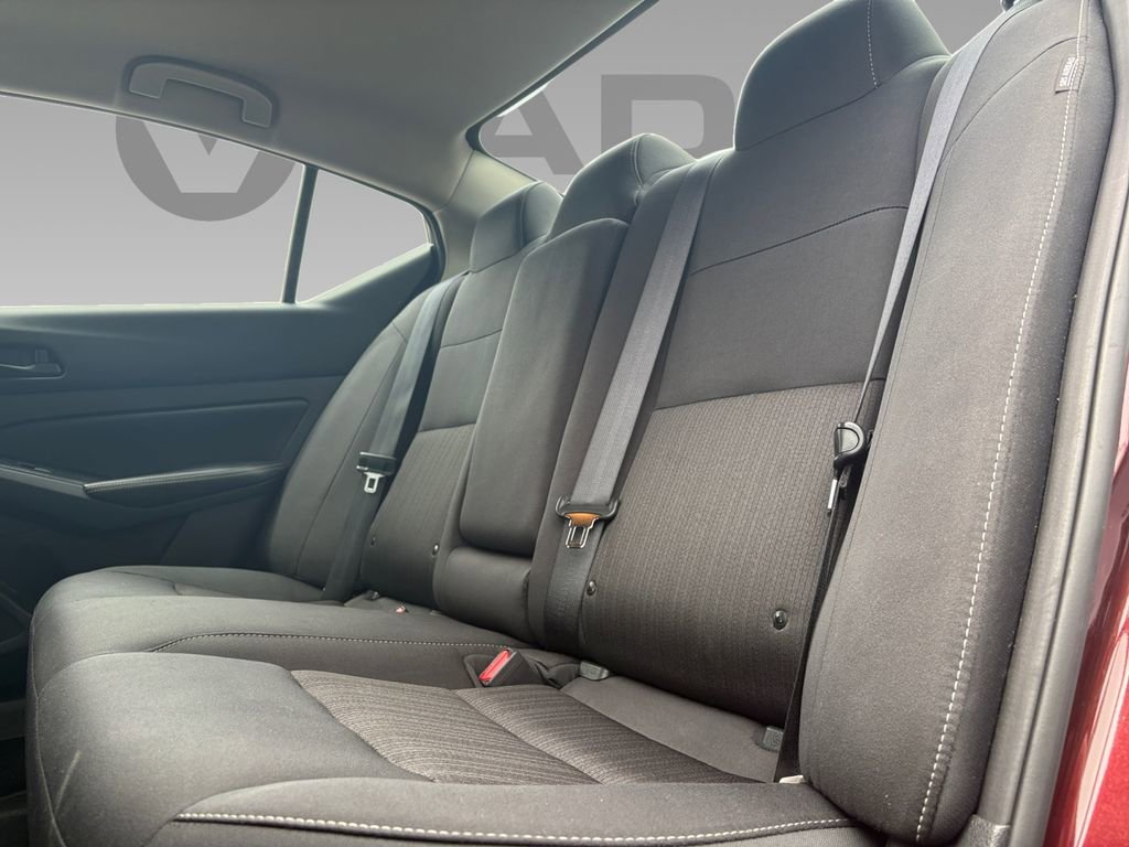 Used 2025 Nissan Altima 2.5 SV image 5
