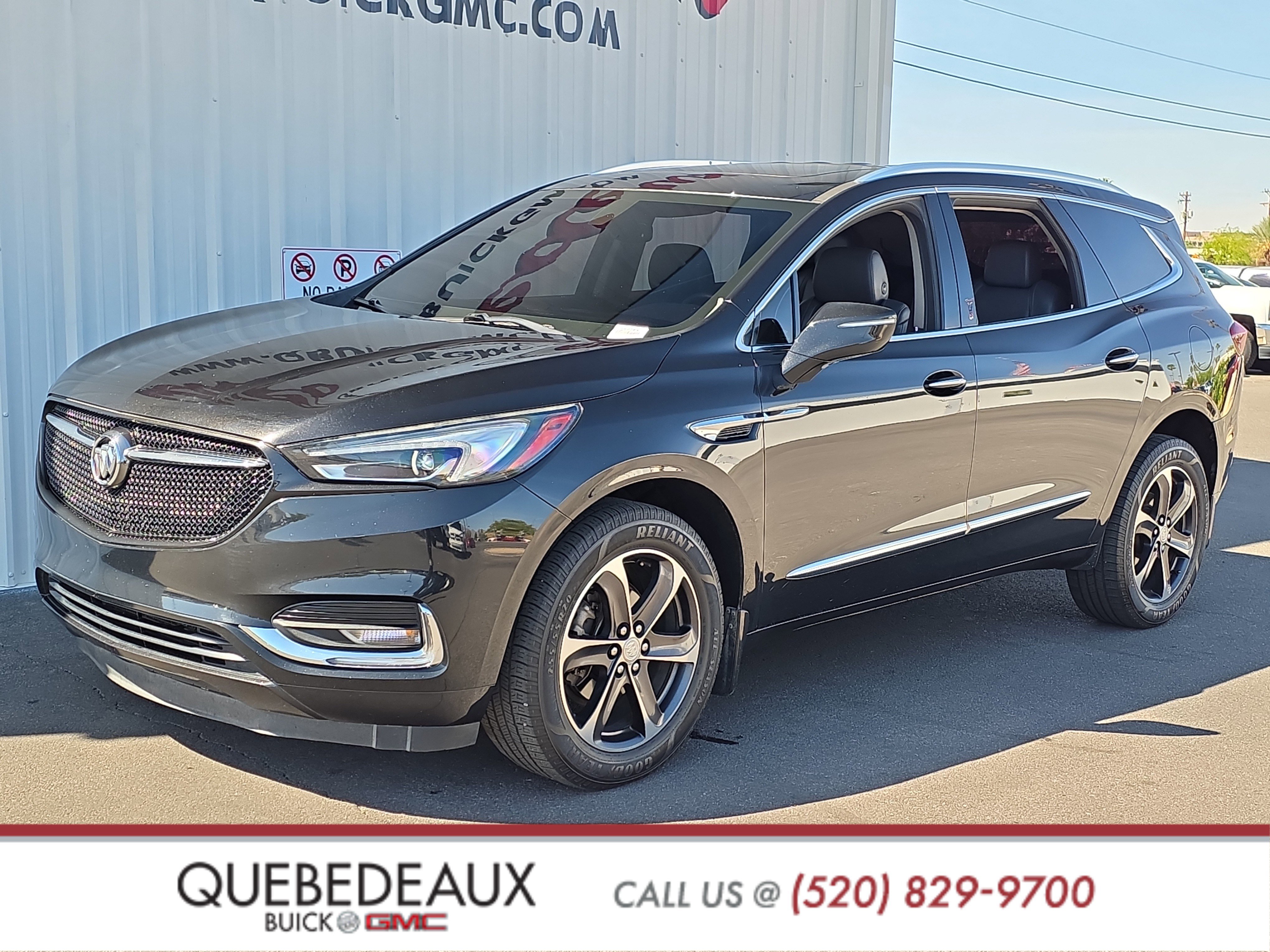 Used 2021 Buick Enclave Essence w/ Sport Touring Edition image 3