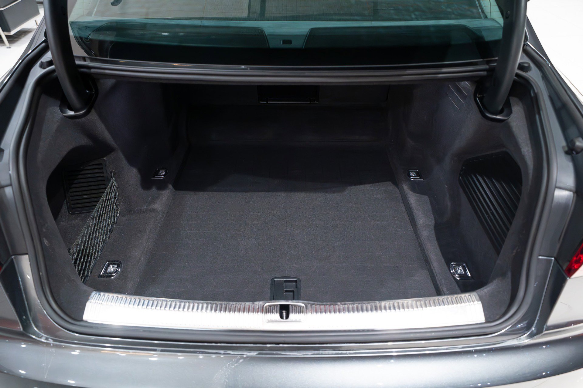 Used 2023 Audi S8 w/ S8 Comfort Plus Package image 53