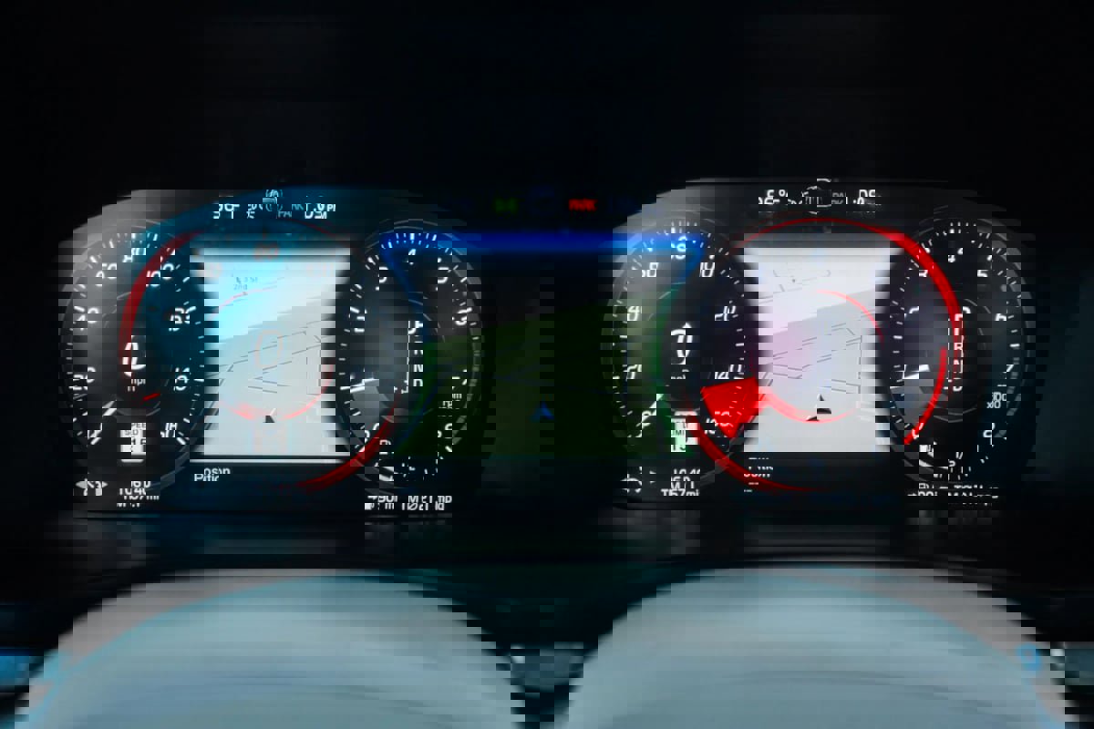 Used 2020 Volvo S60 T6 Momentum image 32