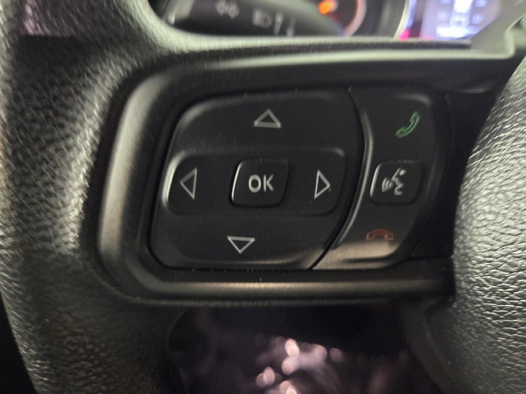 Used 2022 Jeep Wrangler Sport AWD/4WD image 21