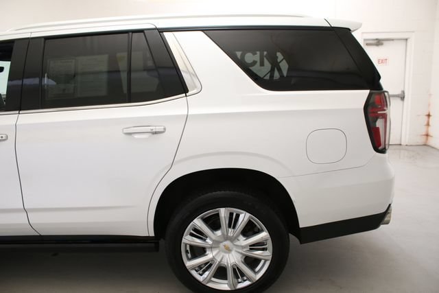 Used 2021 Chevrolet Tahoe High Country w/ Premium Package AWD/4WD image 6