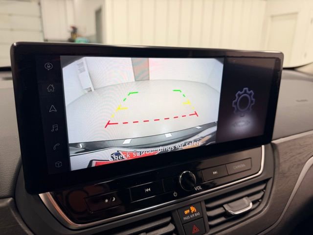 Used 2023 Nissan Altima 2.5 SV w/ SV Premium Package image 16