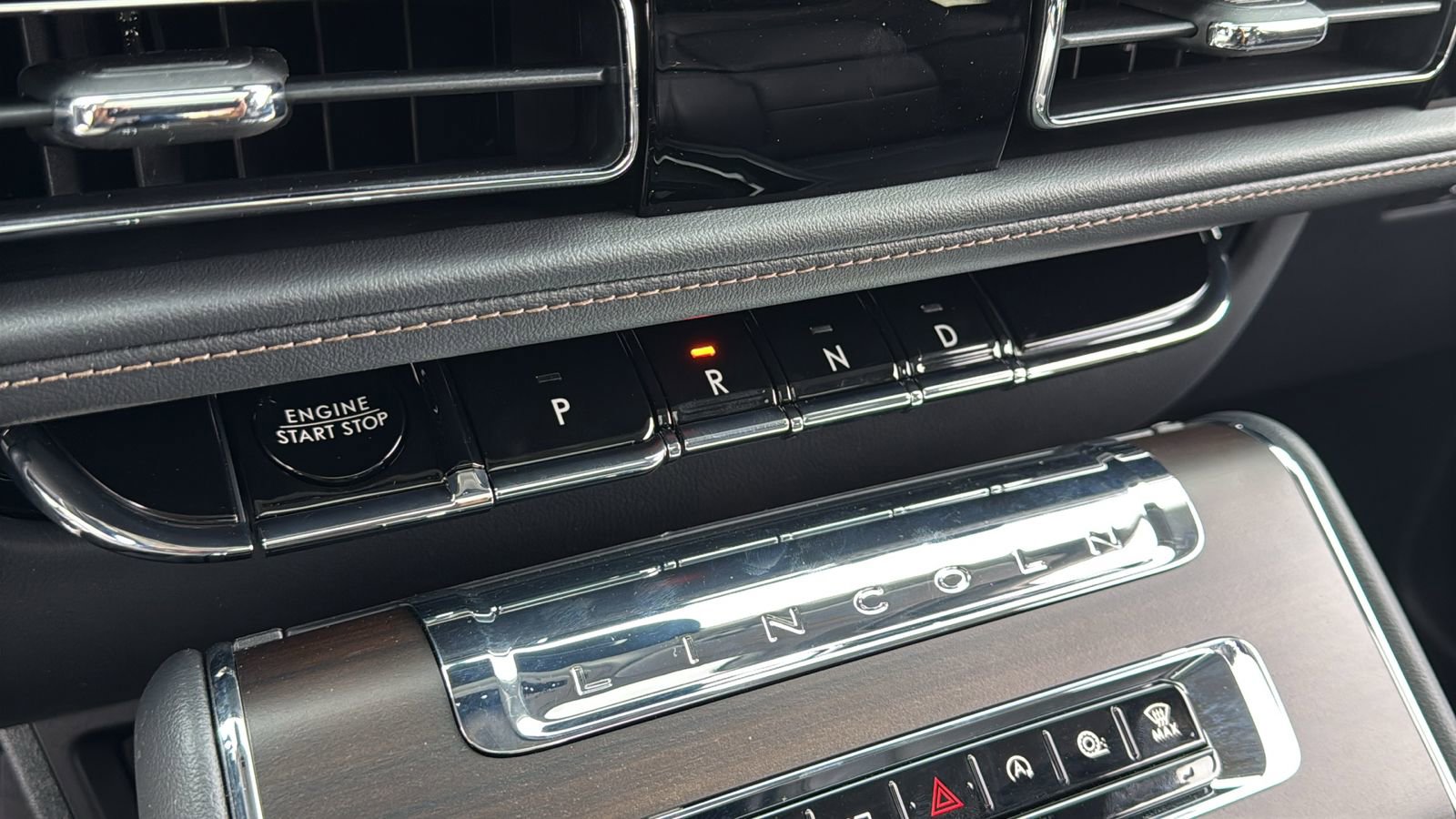 New 2026 Lincoln Aviator Reserve AWD/4WD image 24