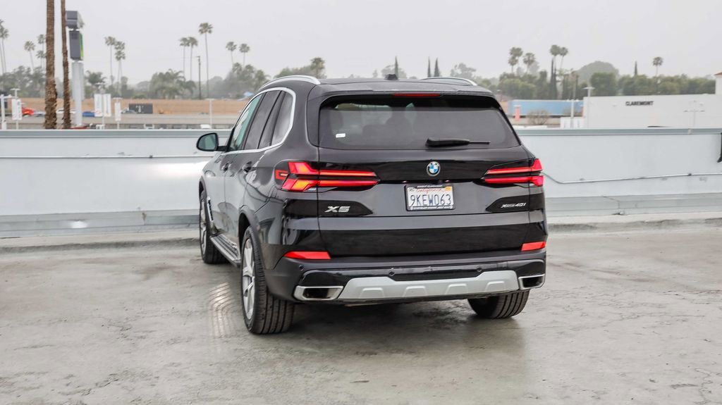 Used 2024 BMW X5 xDrive40i w/ Premium Package image 7