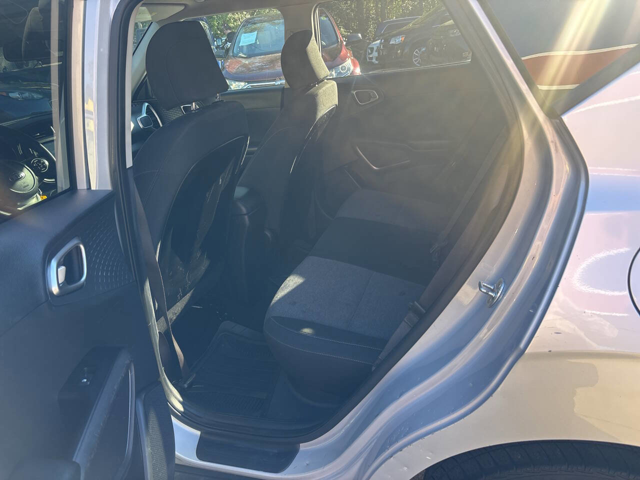 Used 2021 Kia Soul S image 13