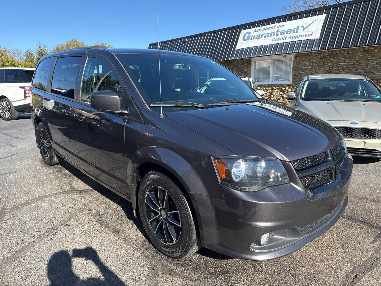Used 2018 Dodge Grand Caravan SXT w/ Driver Convenience Group