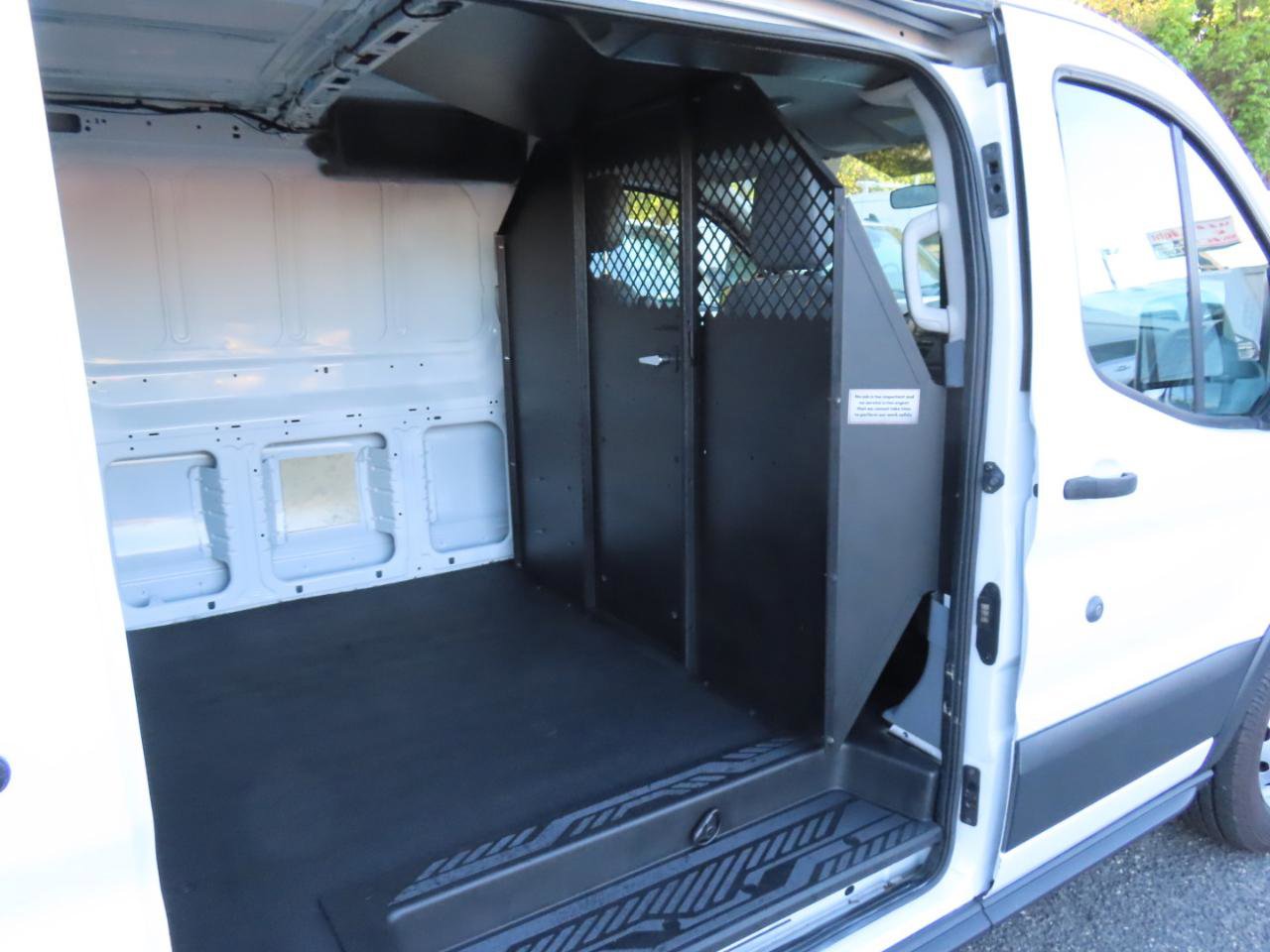 Used 2015 Ford Transit 150 130 Low Roof RWD image 14