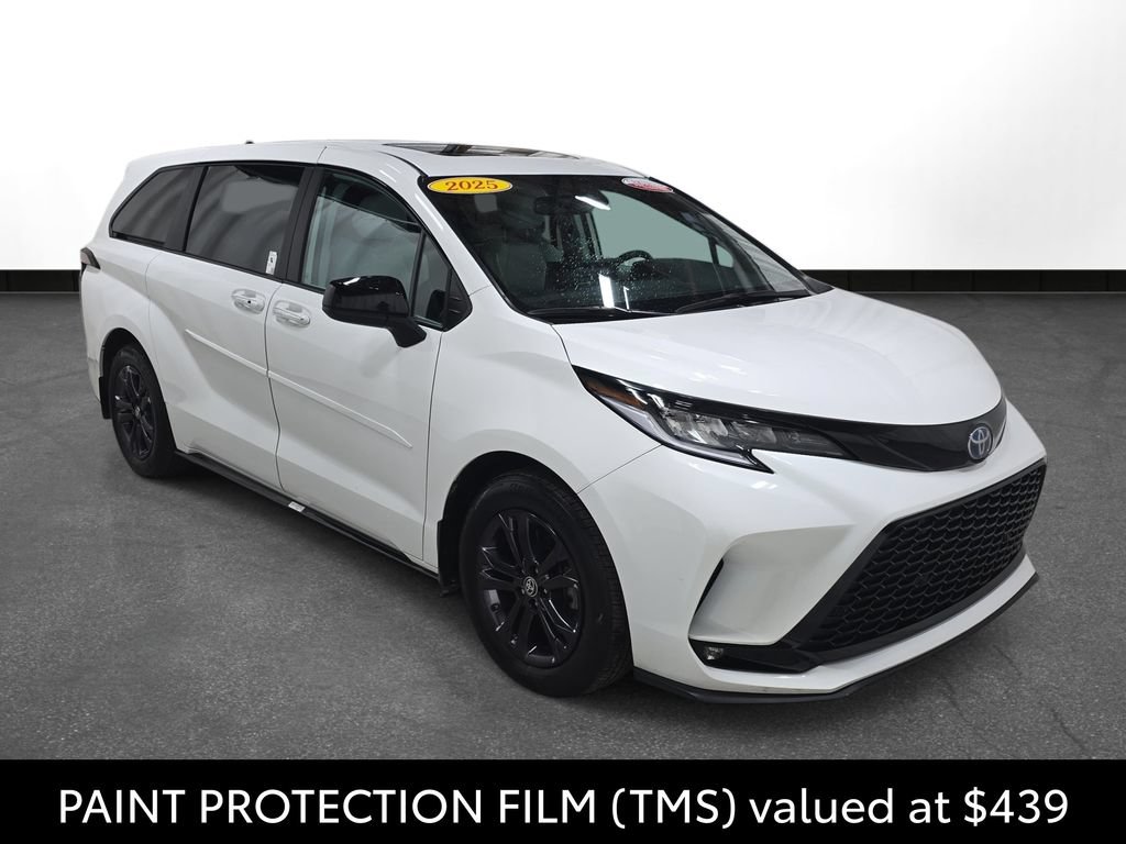 Certified 2025 Toyota Sienna XSE AWD/4WD image 3