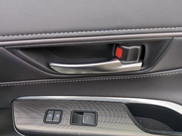 Used 2021 Toyota Venza Limited image 26