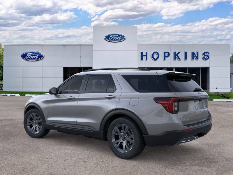 New 2026 Ford Explorer Active w/ Active Comfort Package AWD/4WD image 4