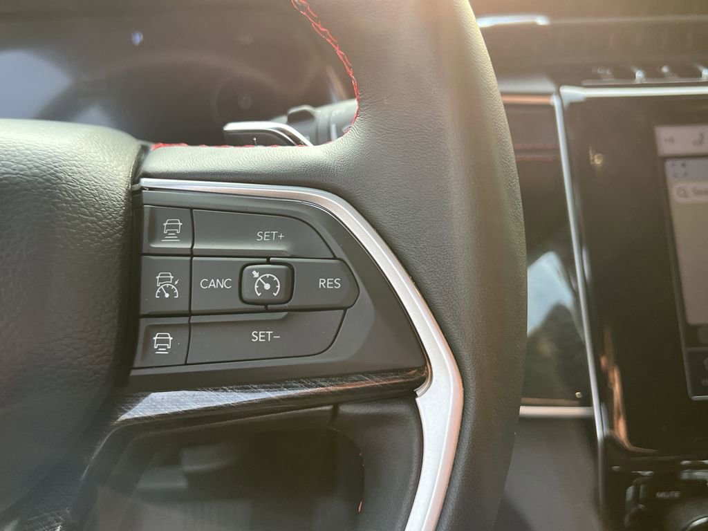 Used 2022 Jeep Grand Cherokee Trailhawk image 37