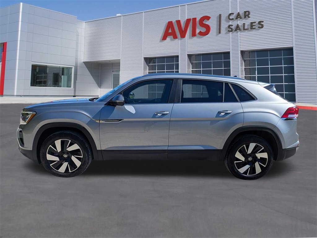 Used 2025 Volkswagen Atlas Cross Sport SE image 10