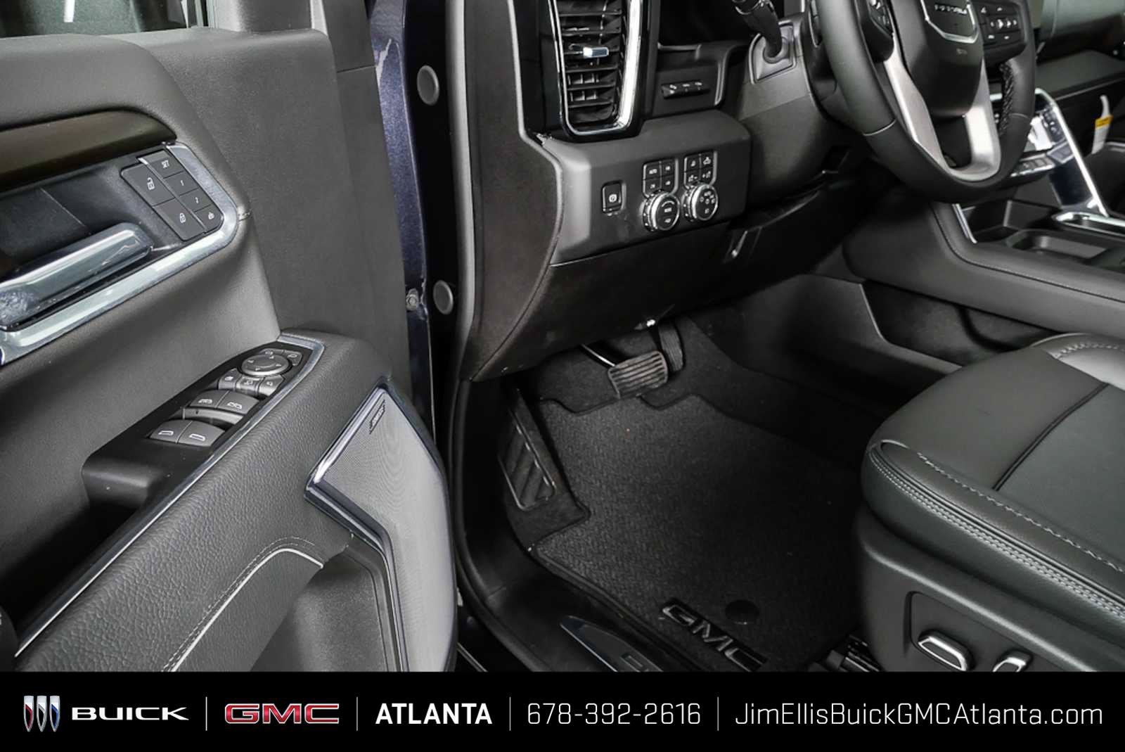 New 2026 GMC Sierra 2500 Denali w/ Denali Reserve Package AWD/4WD image 7