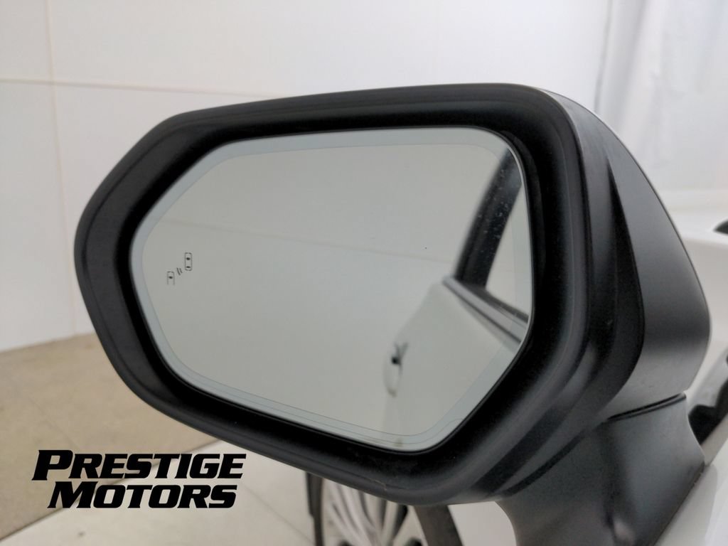 Used 2020 Toyota Avalon Limited w/ Advanced Safety Package FWD image 16