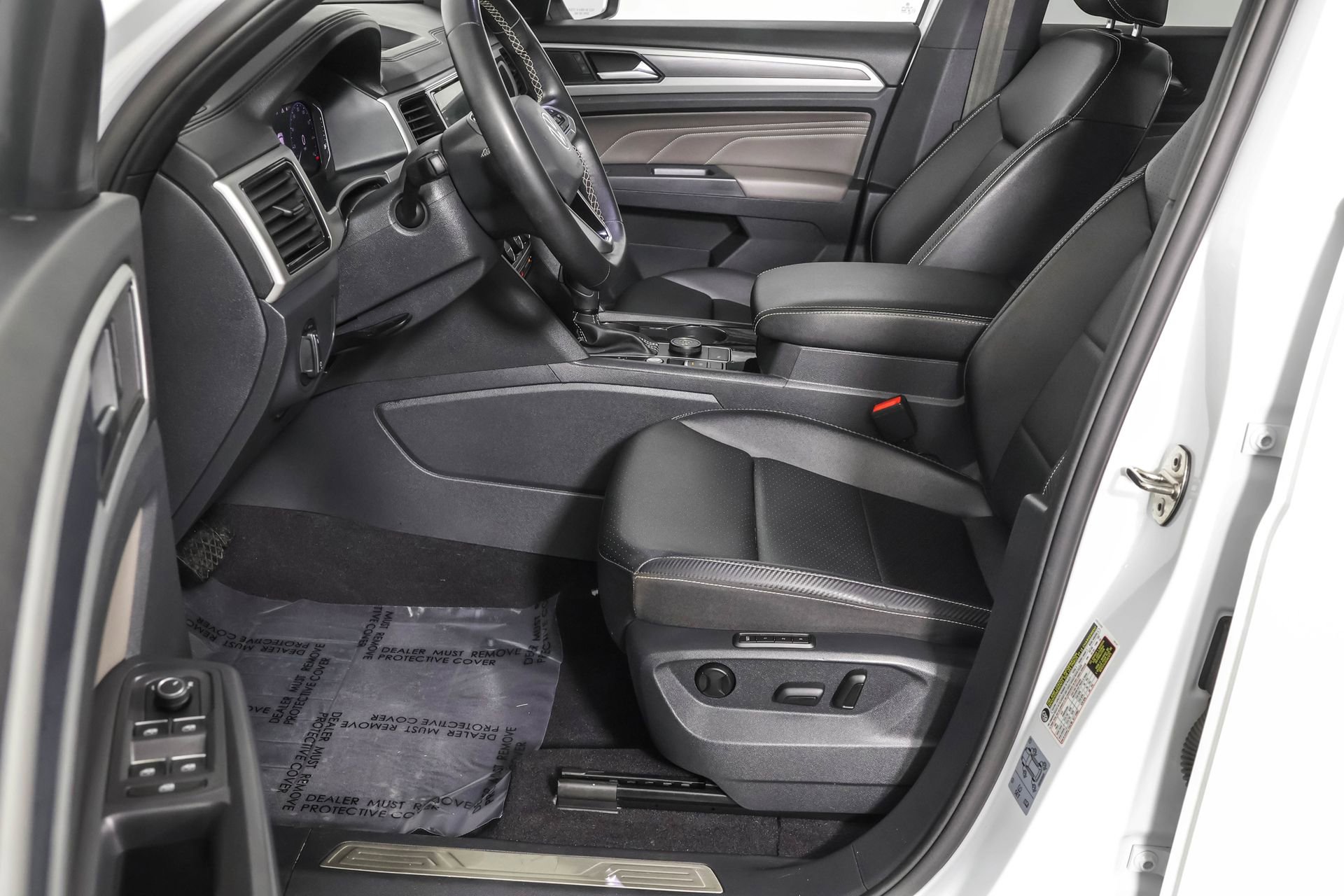 Used 2021 Volkswagen Atlas Cross Sport SEL image 22