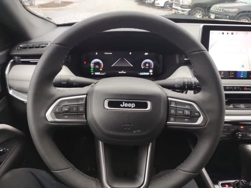 Used 2023 Jeep Compass Limited w/ Elite Group image 8