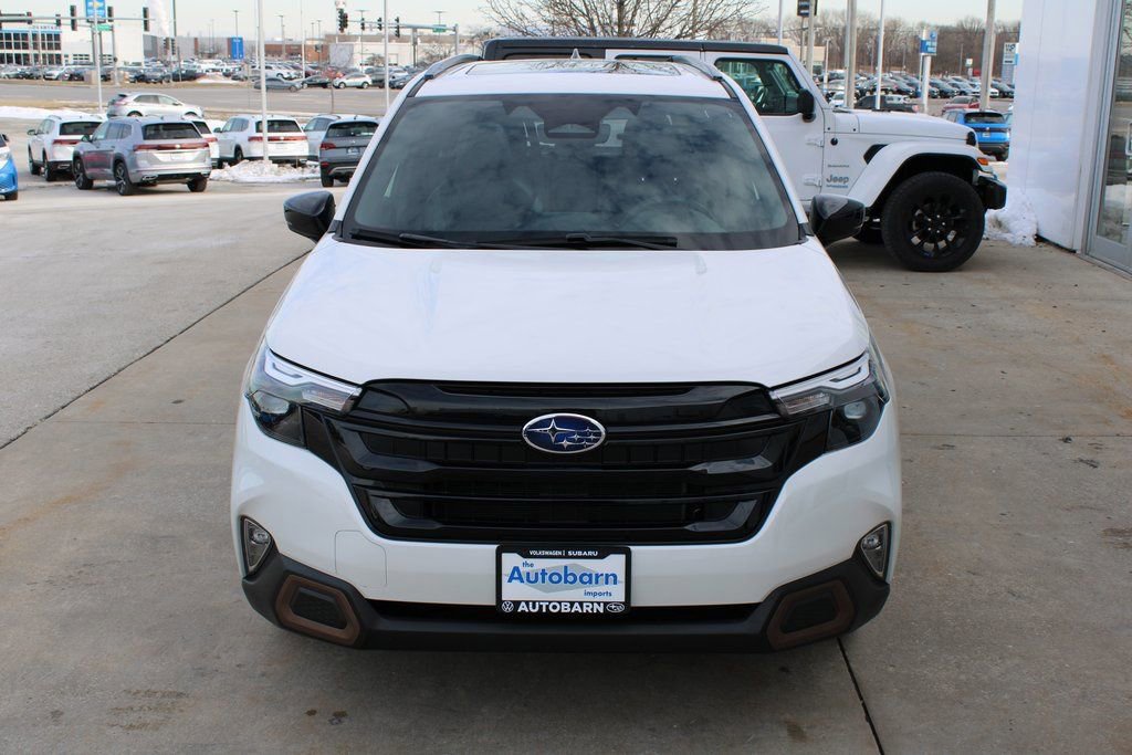 Used 2025 Subaru Forester Sport AWD/4WD image 2