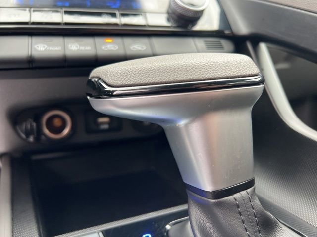 Used 2023 Hyundai Elantra SEL image 21