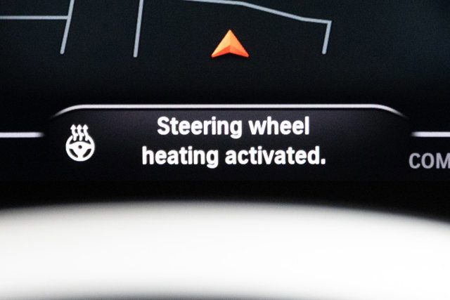 Used 2025 BMW Z4 M40i w/ Edition image 87