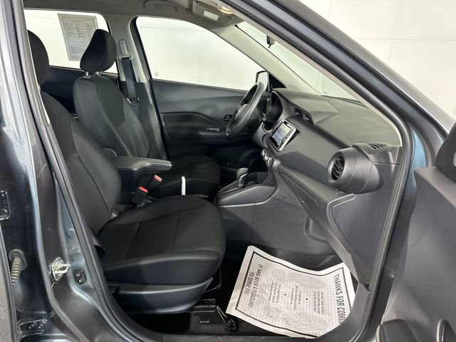 Used 2024 Nissan Kicks S image 28