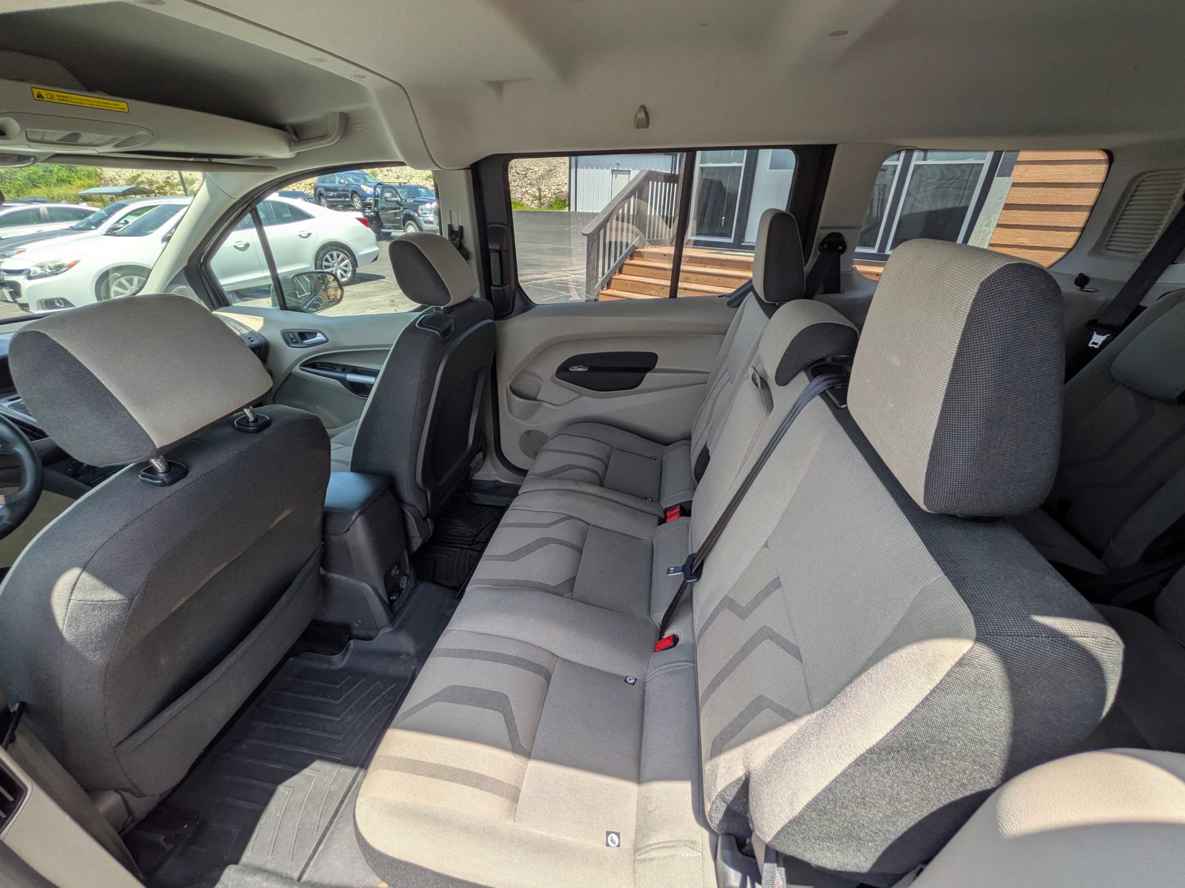 Used 2015 Ford Transit Connect XLT FWD image 25