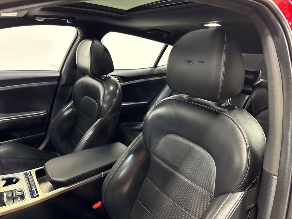 Used 2020 Kia Stinger GT2 AWD/4WD image 32