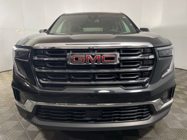 Used 2025 GMC Acadia Elevation image 2