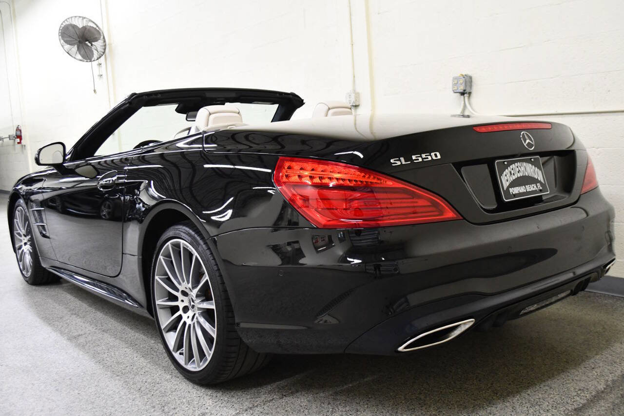 Used 2019 Mercedes-Benz SL 550 image 7