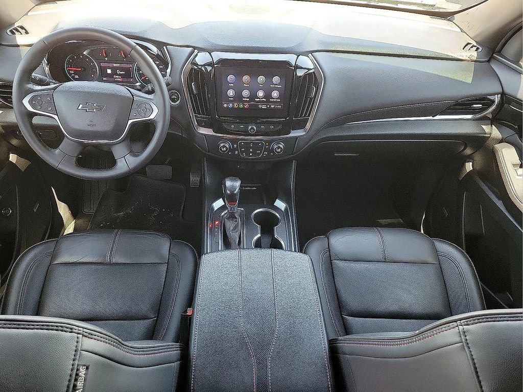 Used 2022 Chevrolet Traverse RS FWD image 11