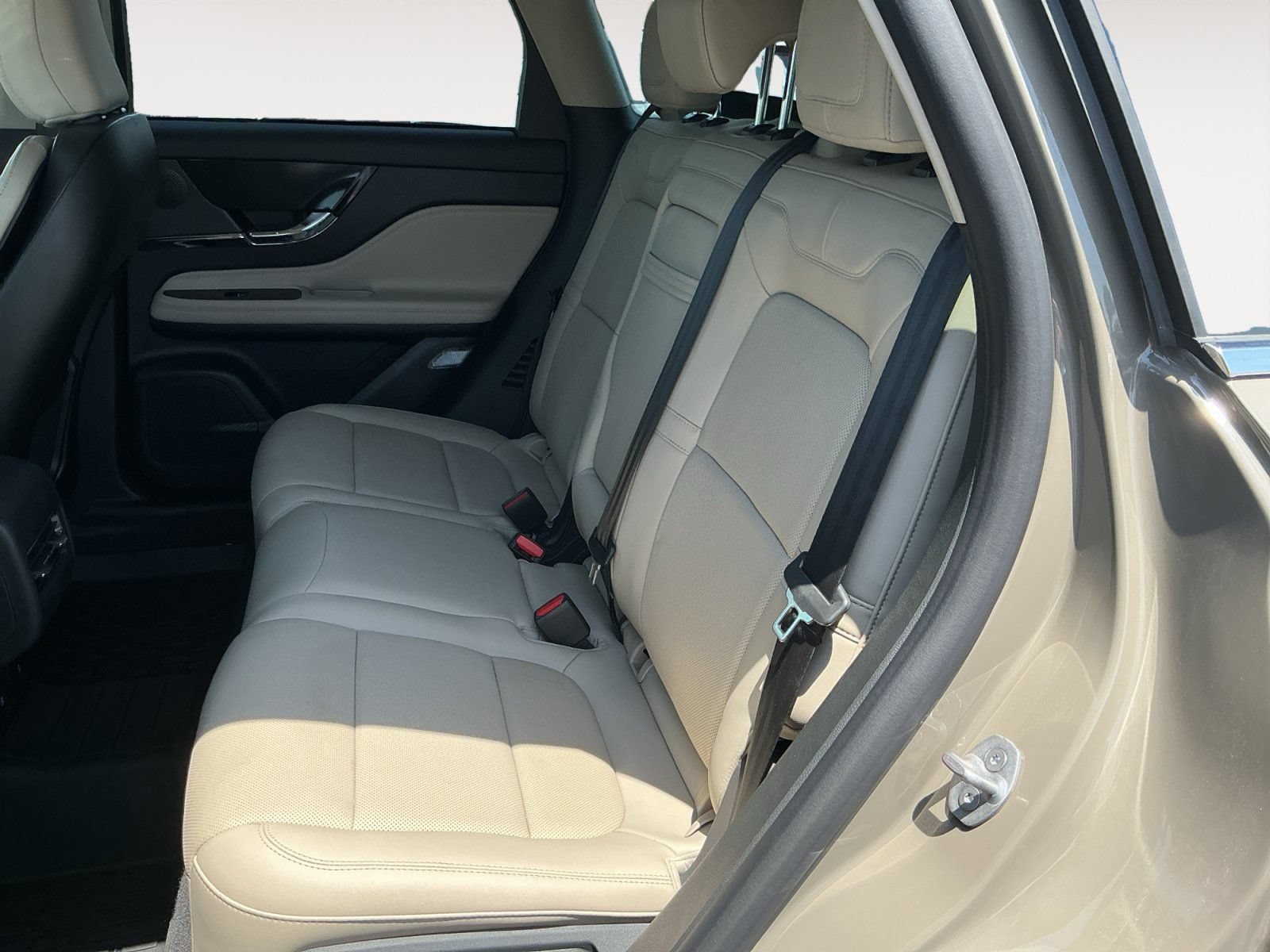 New 2026 Lincoln Corsair Reserve FWD image 13