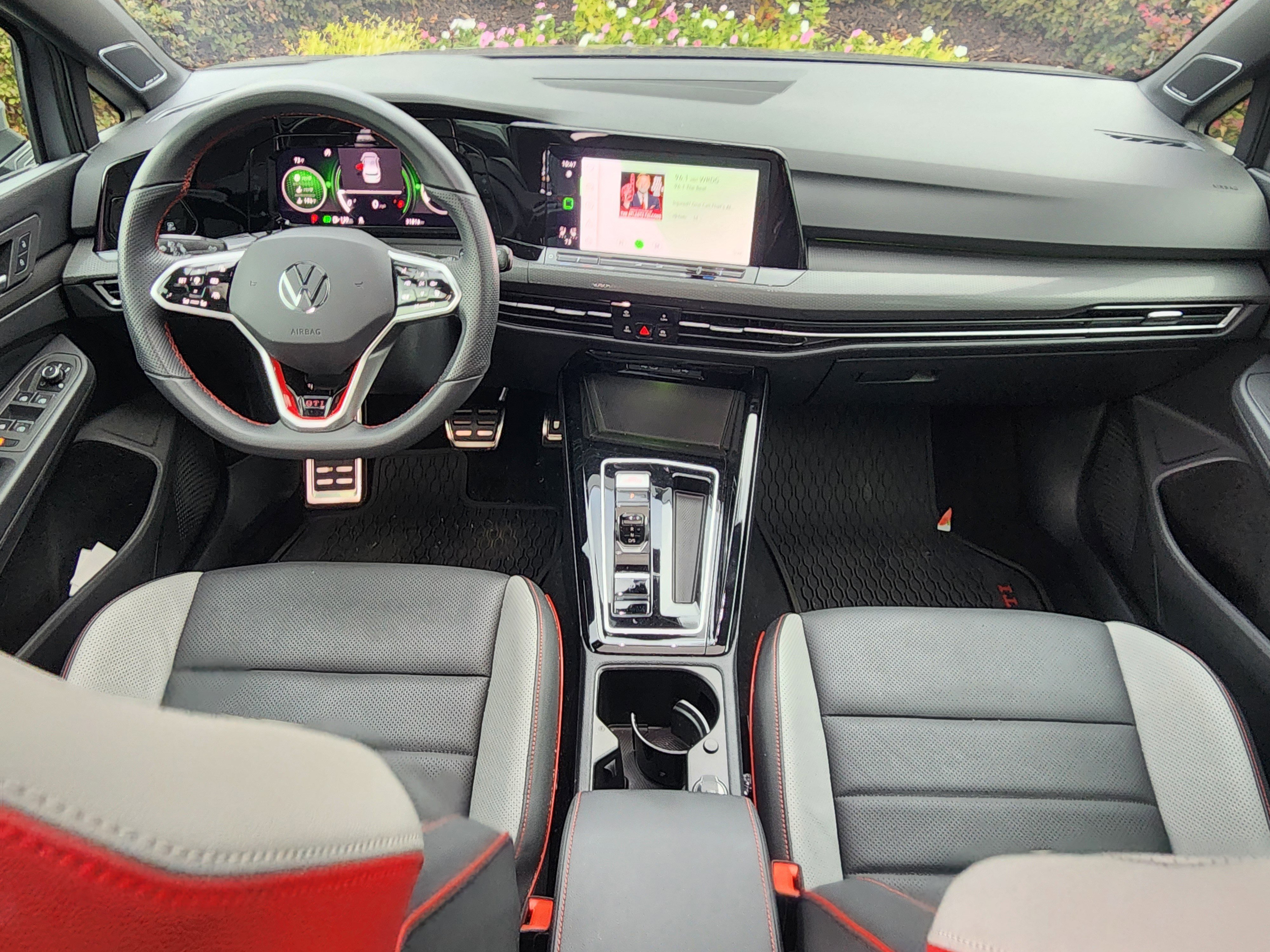 Used 2024 Volkswagen GTI SE w/ SE Leather Seats Package image 16