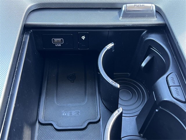 Used 2021 Hyundai Palisade Limited w/ Cargo Package image 18