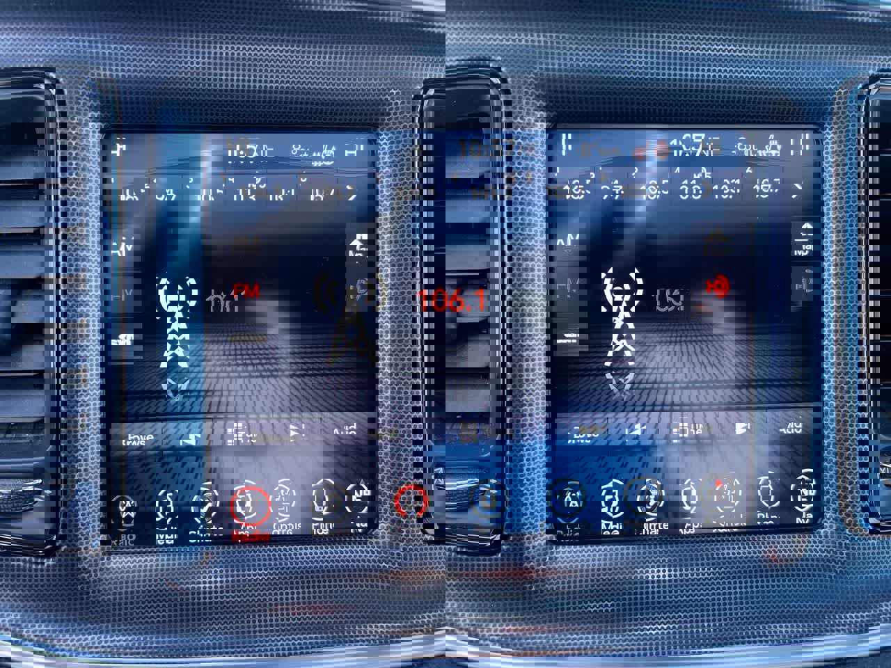 Used 2017 Dodge Challenger GT w/ Premium Sound Group image 24