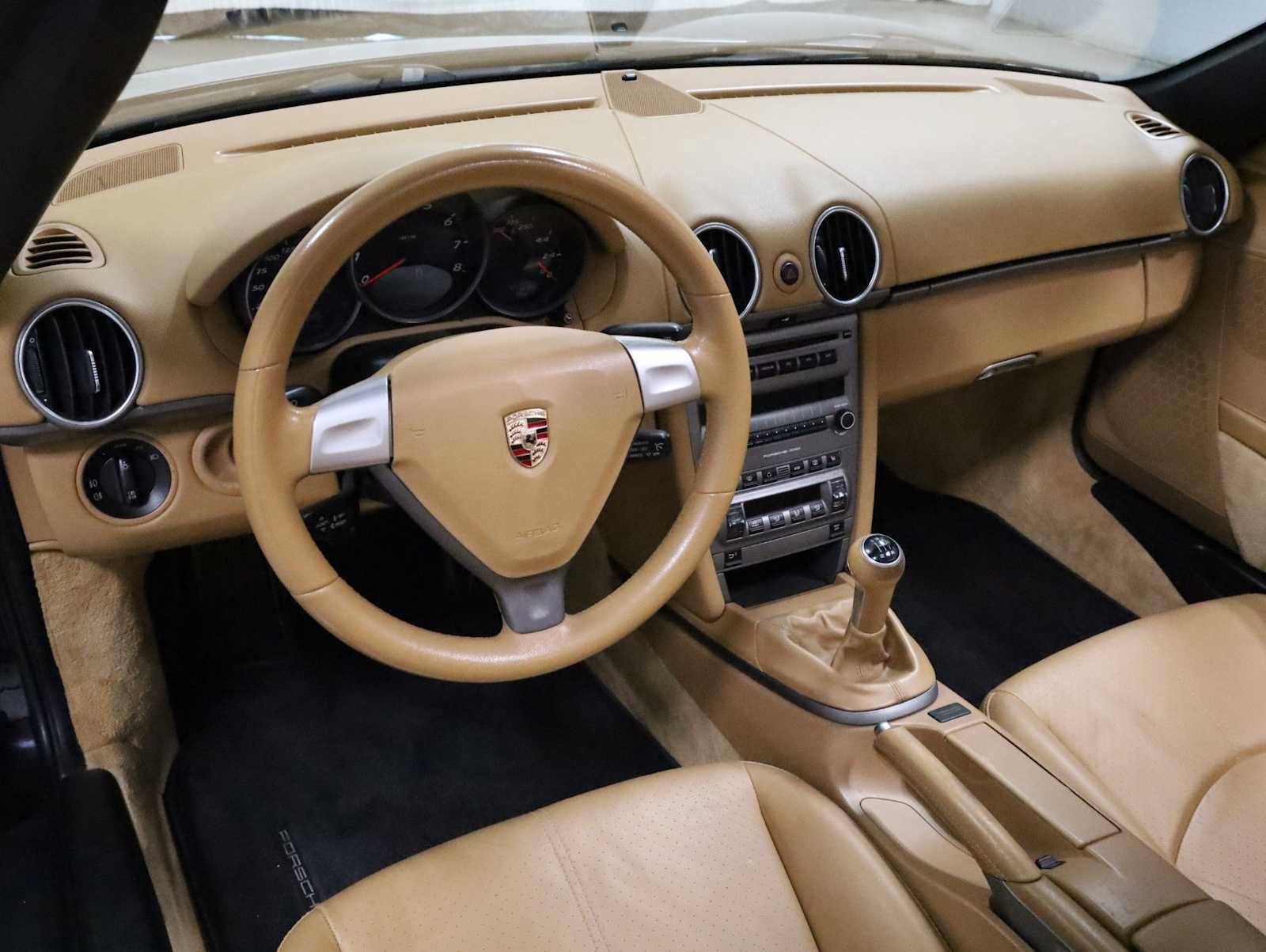 Used 2006 Porsche Boxster RWD image 4