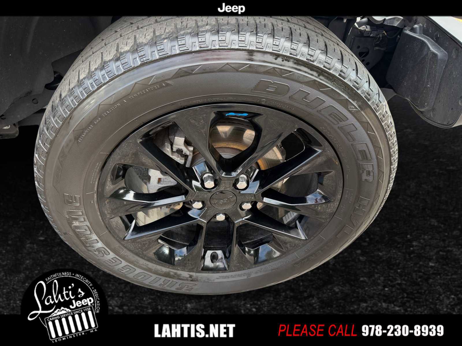 Used 2022 Jeep Wrangler Unlimited Sahara w/ Cold Weather Group image 10