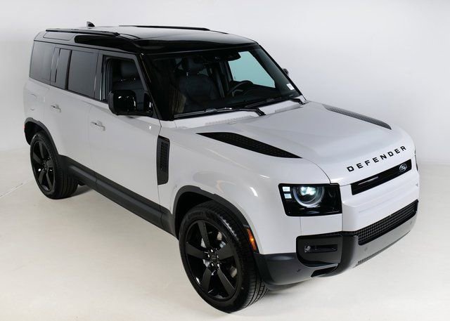 New 2026 Land Rover Defender 110 S image 29