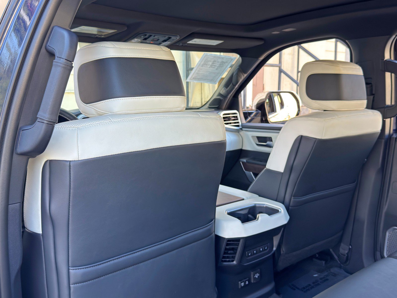 Used 2023 Toyota Tundra Capstone AWD/4WD image 39