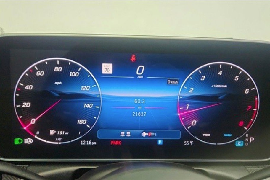 Used 2025 Mercedes-Benz CLE 300 CLE 300 image 12