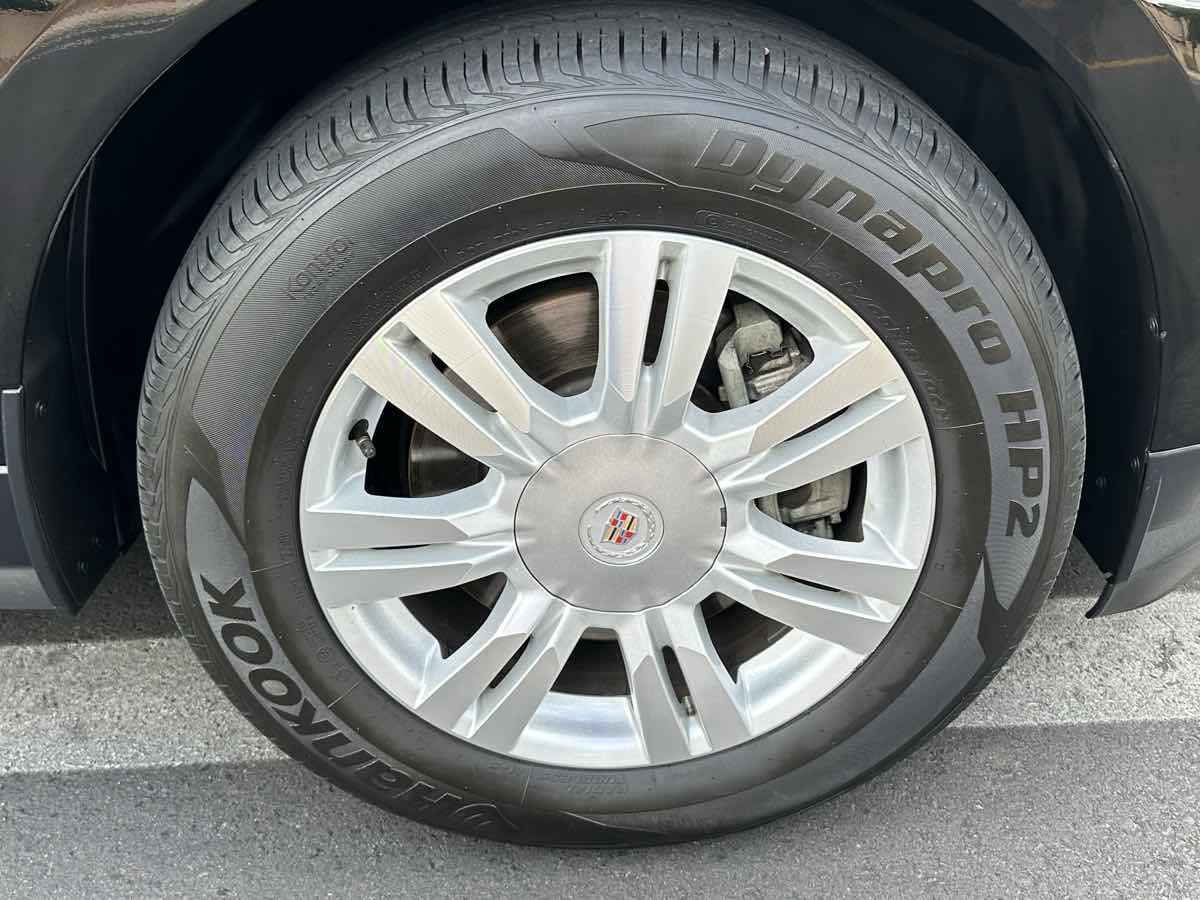 Used 2016 Cadillac SRX Luxury w/ Driver Awareness Package FWD image 57