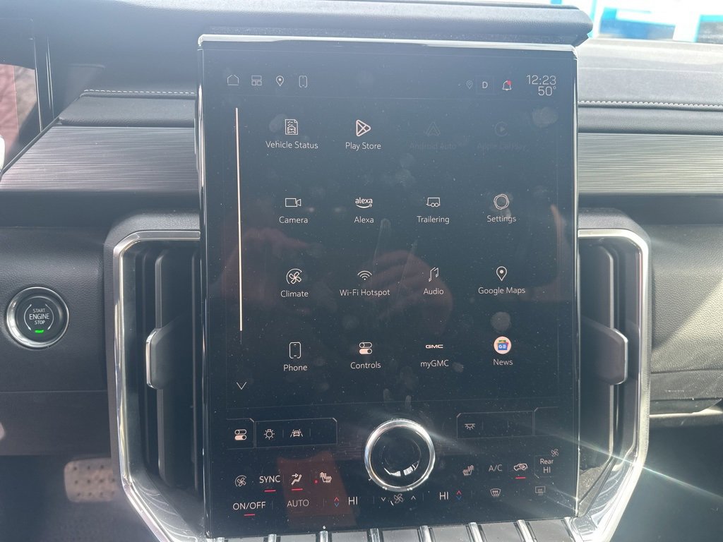 Used 2025 GMC Acadia Elevation image 17