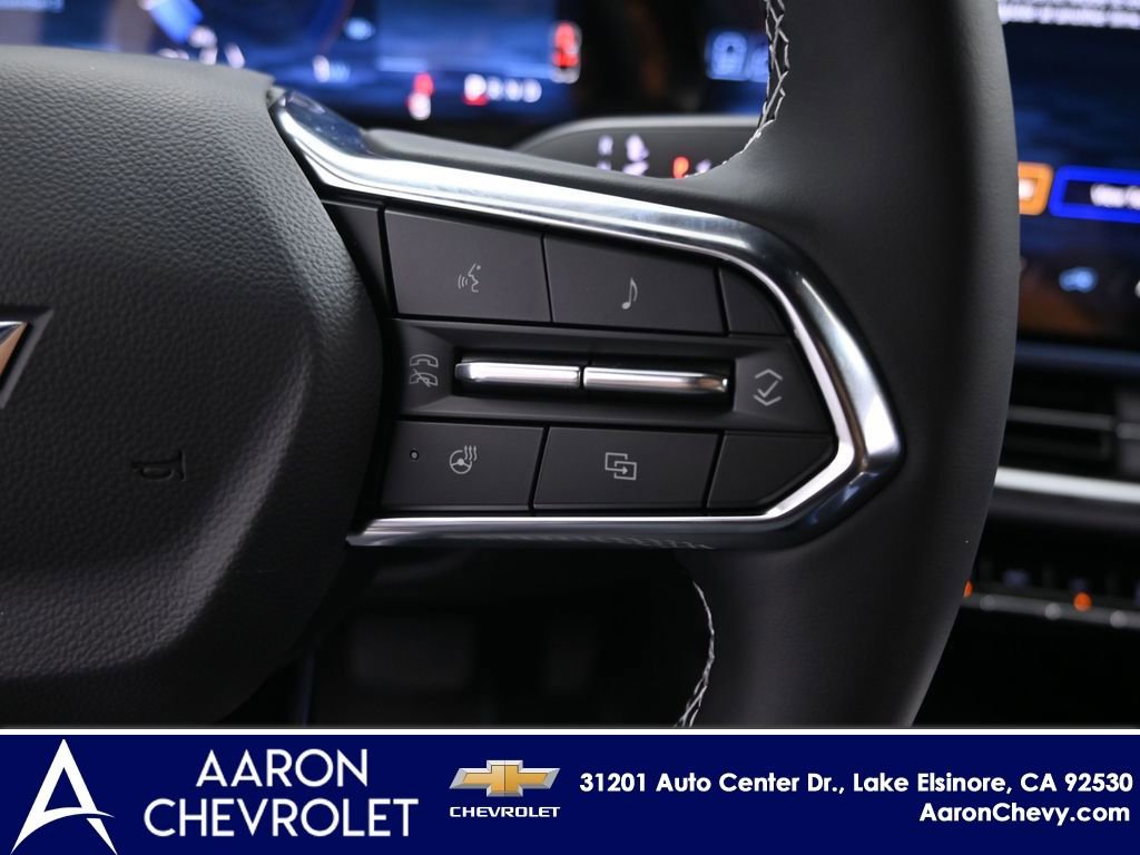 New 2026 Chevrolet Equinox EV LT AWD/4WD image 11