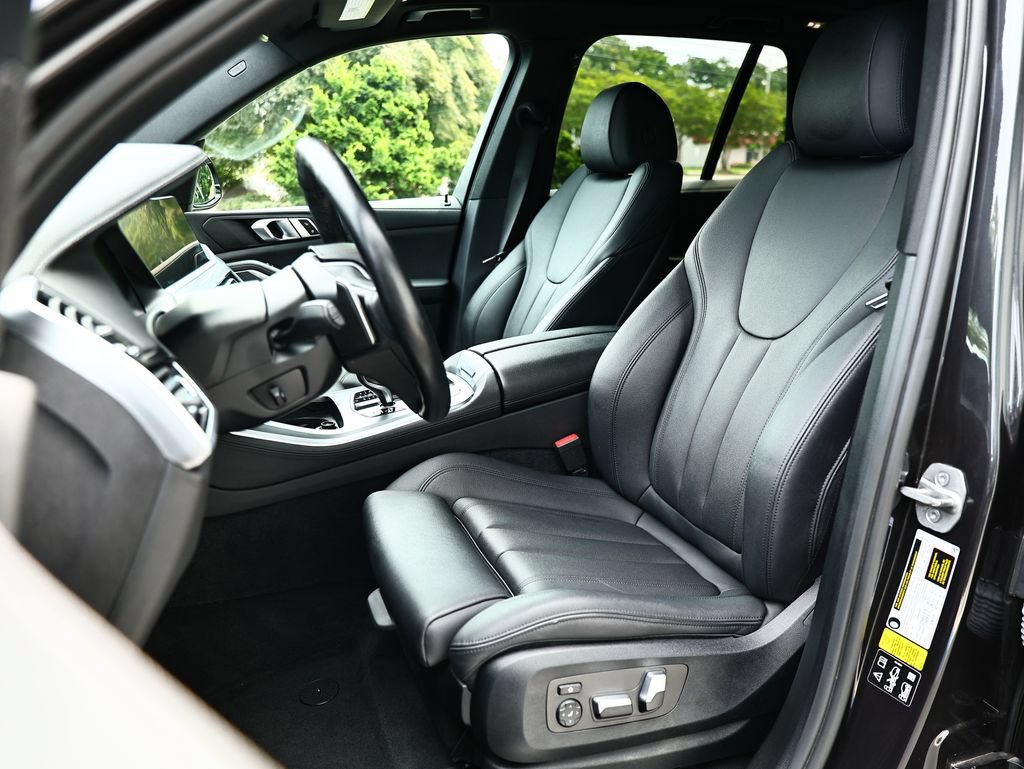 Used 2022 BMW X5 xDrive40i w/ Premium Package AWD/4WD image 21