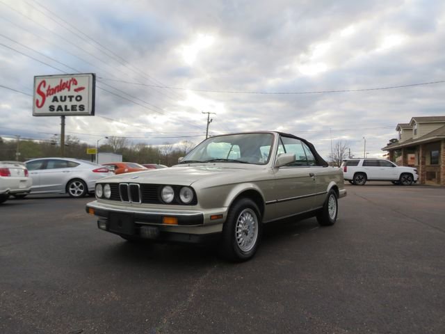 Used 1988 BMW 325i Convertible image 4
