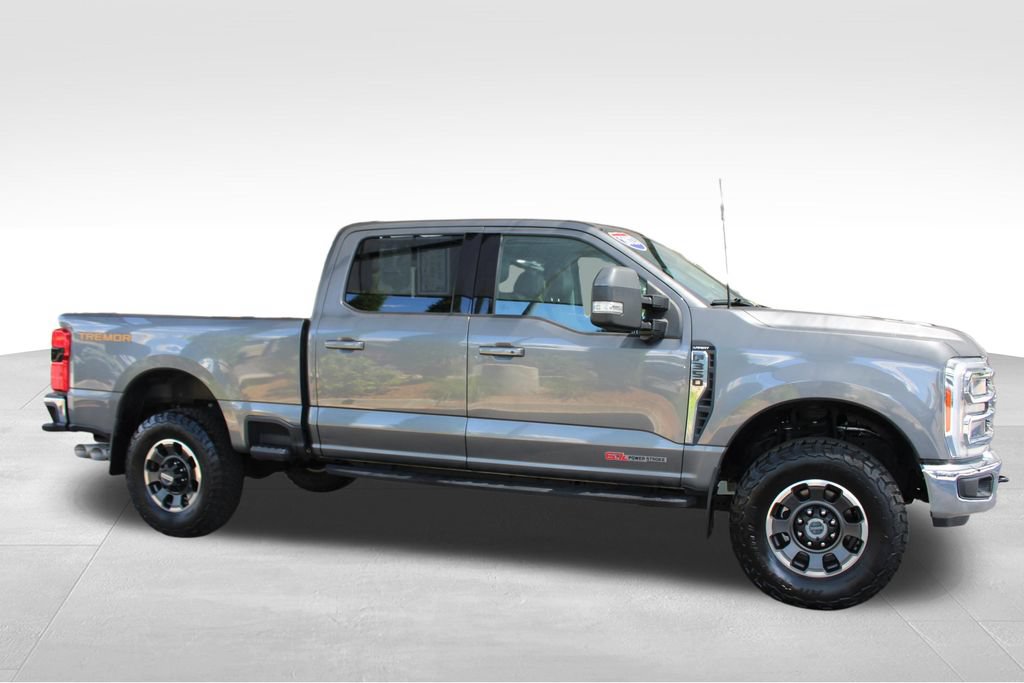 Used 2023 Ford F350 Lariat w/ Tremor Off-Road Package AWD/4WD image 18
