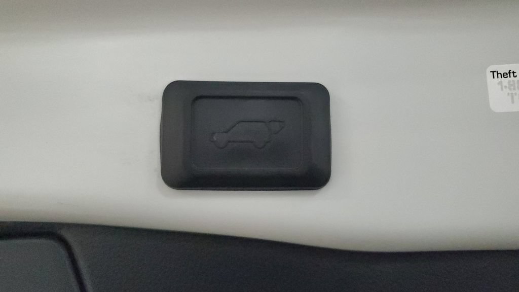Used 2022 Toyota RAV4 XSE AWD/4WD image 11