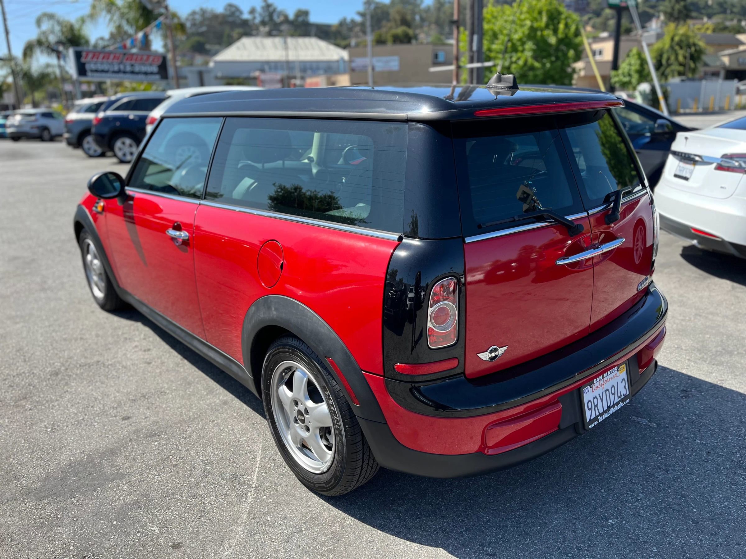 Used 2011 MINI Cooper Clubman image 5