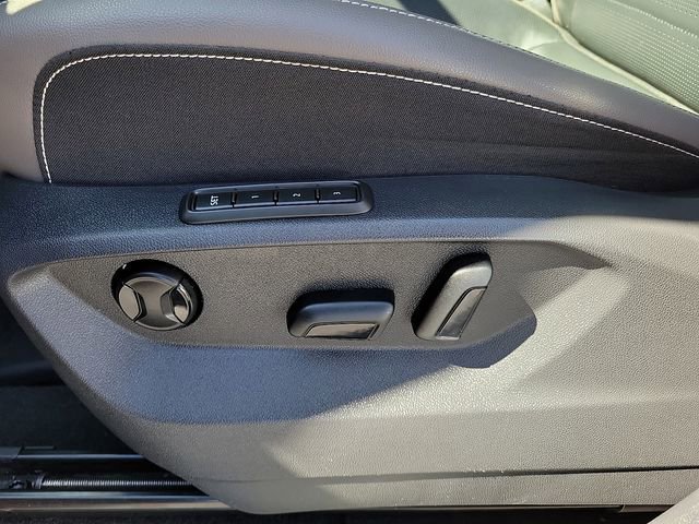 Used 2022 Volkswagen Atlas SEL Premium AWD/4WD image 12