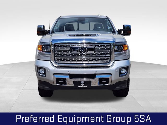 Used 2018 GMC Sierra 2500 Denali w/ Duramax Plus Package AWD/4WD image 3