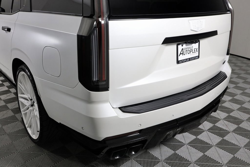 Used 2025 Cadillac Escalade V image 55